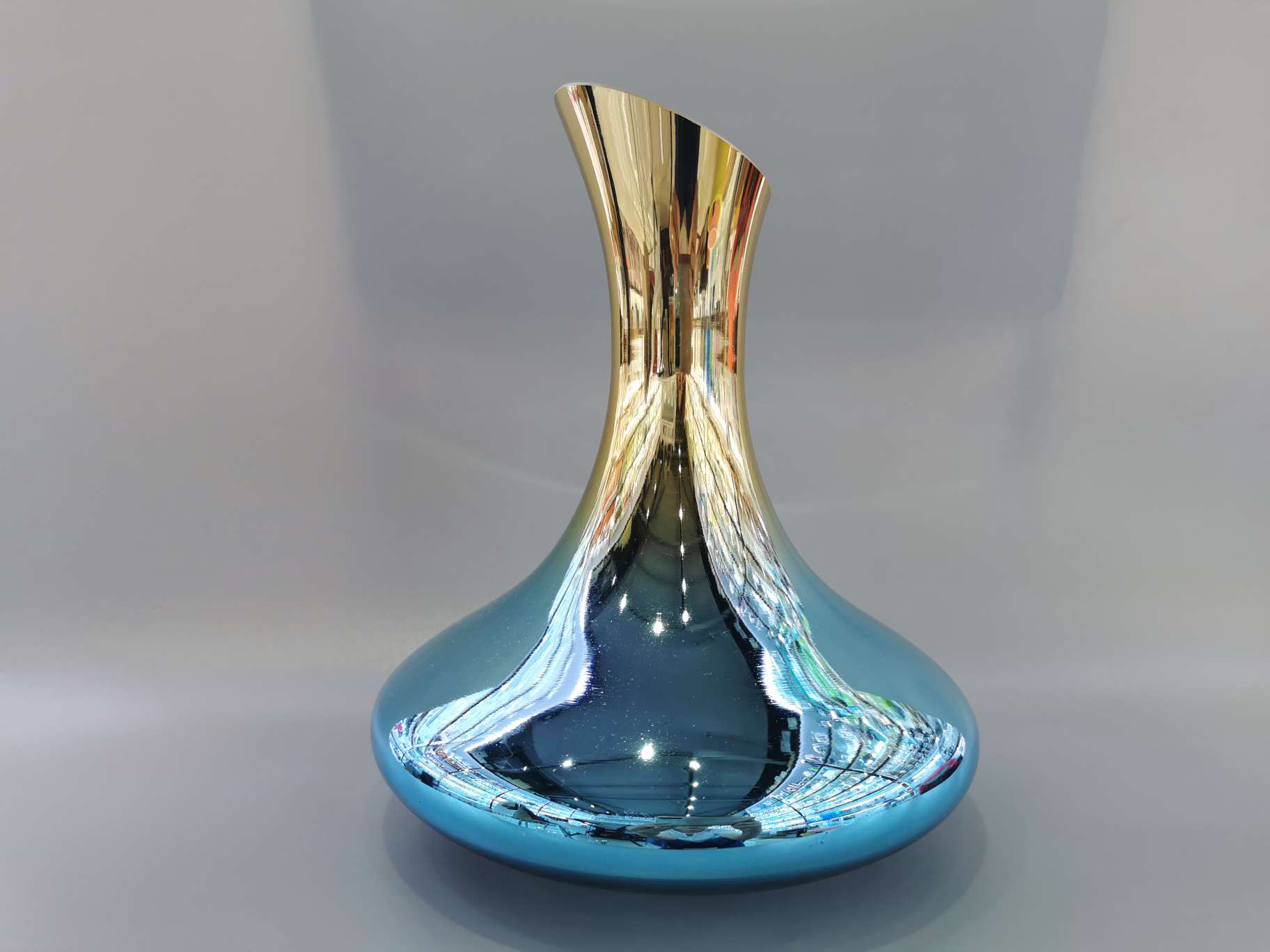 JH19 Golden green decanter details Picture