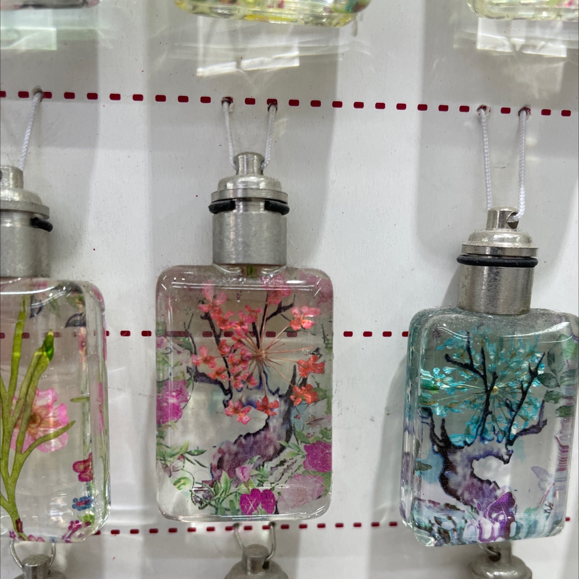 Glass dried flower pendants, ornaments and accessories details Picture
