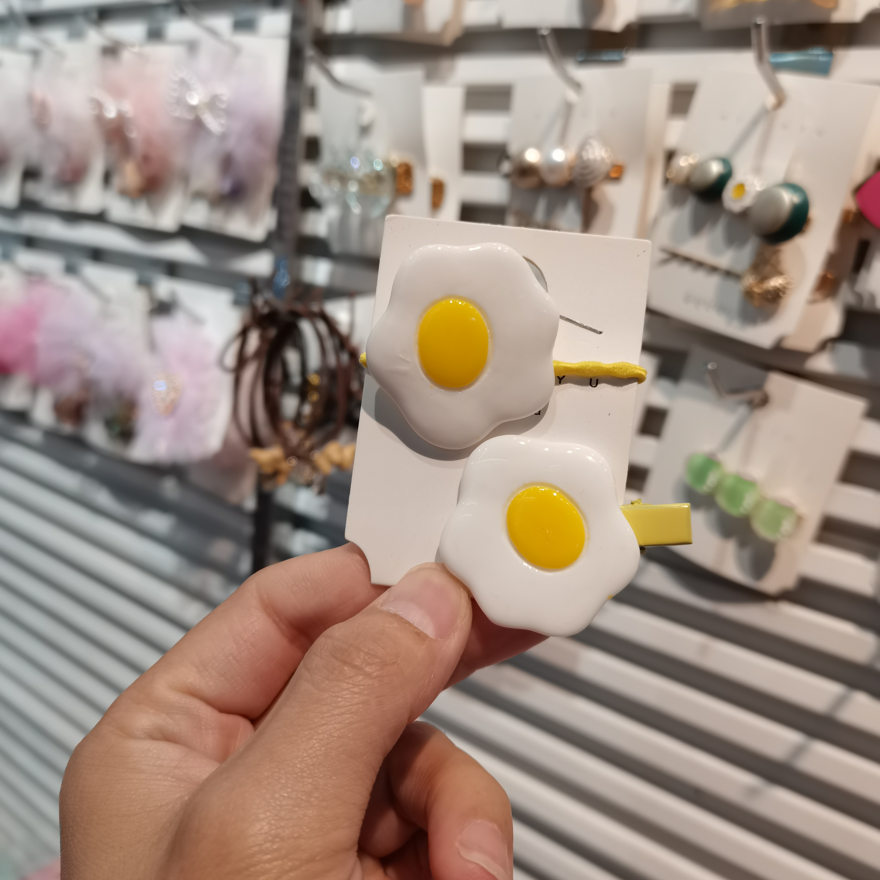 Childlike frangipani hairpin and Girlish elastic band set