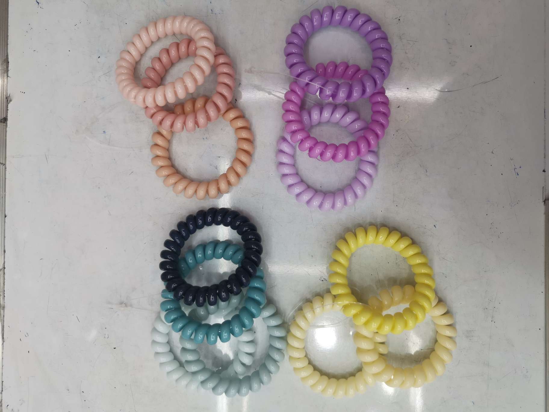 Solid color large wristbands, 100 pieces per pack details Picture