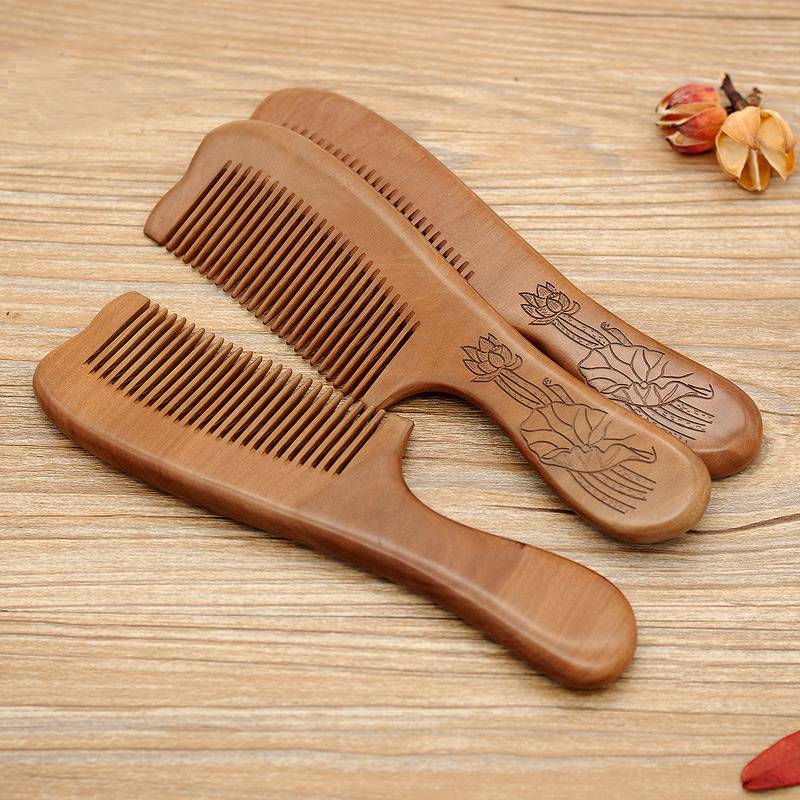 Factory direct sales of high-quality natural wood combs, old peach wood combs with handles, hair straightening combs and anti-hair loss combs detail image 13