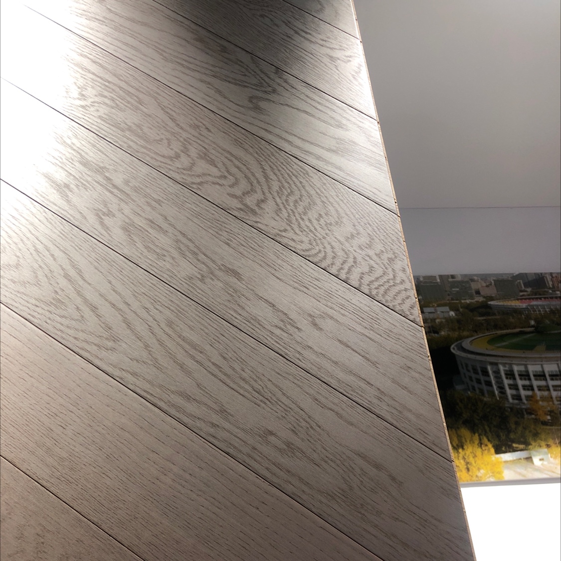 Moganshan white oak wood brushed fish bone + pearlescent surface detail image 1