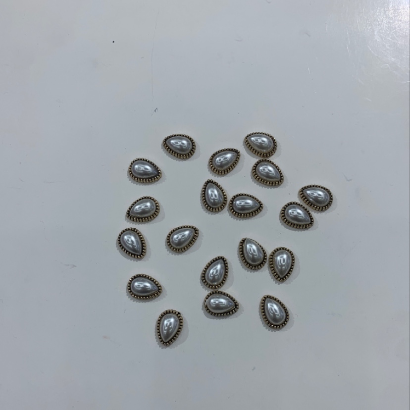 Alloy water droplet