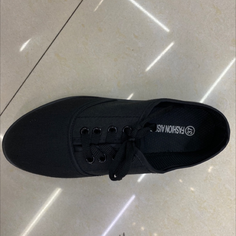 Women's shoes