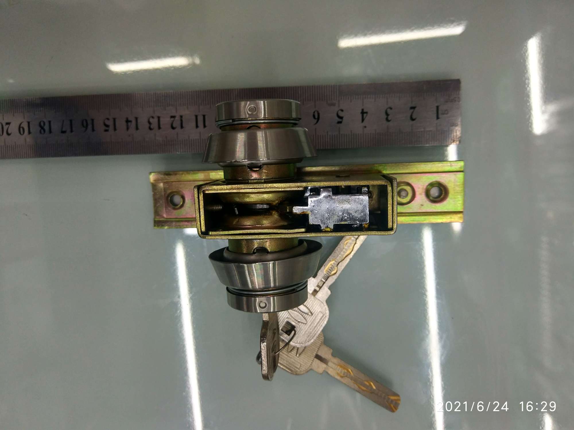 301 stainless steel series framed door lock Application Scenario