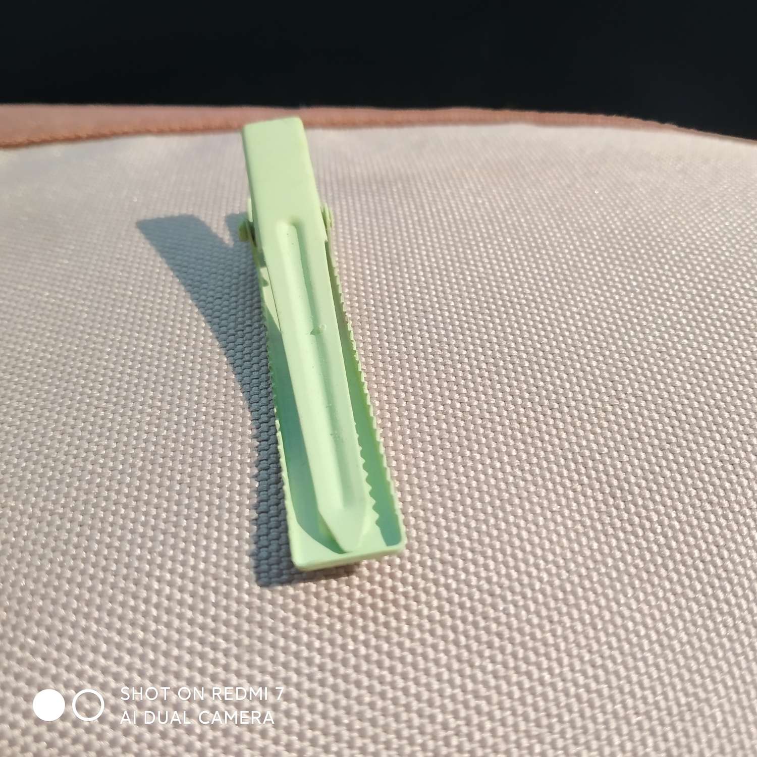 Classic and fresh hollow hair clips, hairpin side clips, accessories and headwear detail image 1