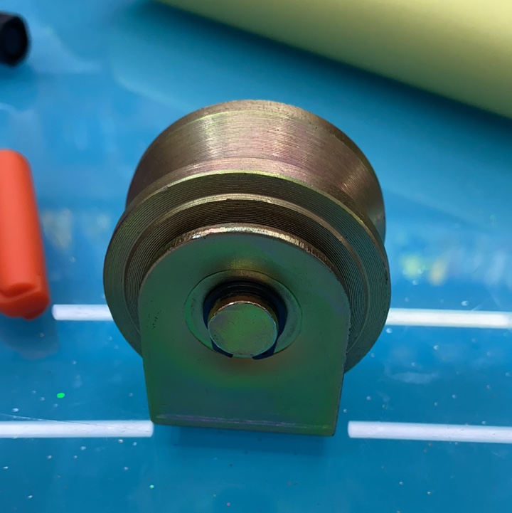 Wheel door wheel double bearing wheel