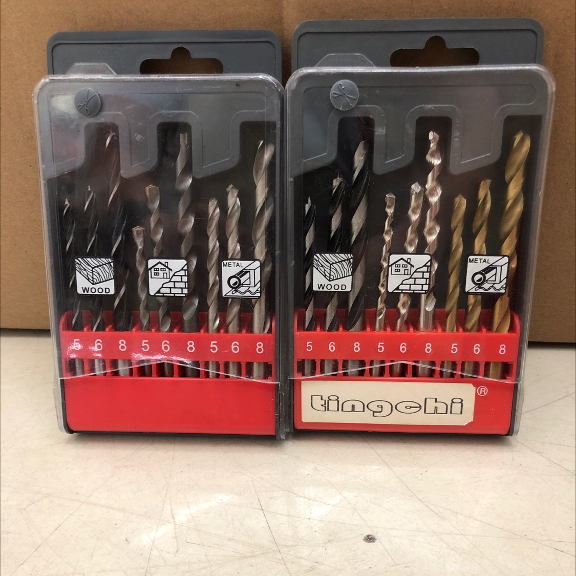 Nine sets of drill bits are mixed with woodworking twist drill bits for construction