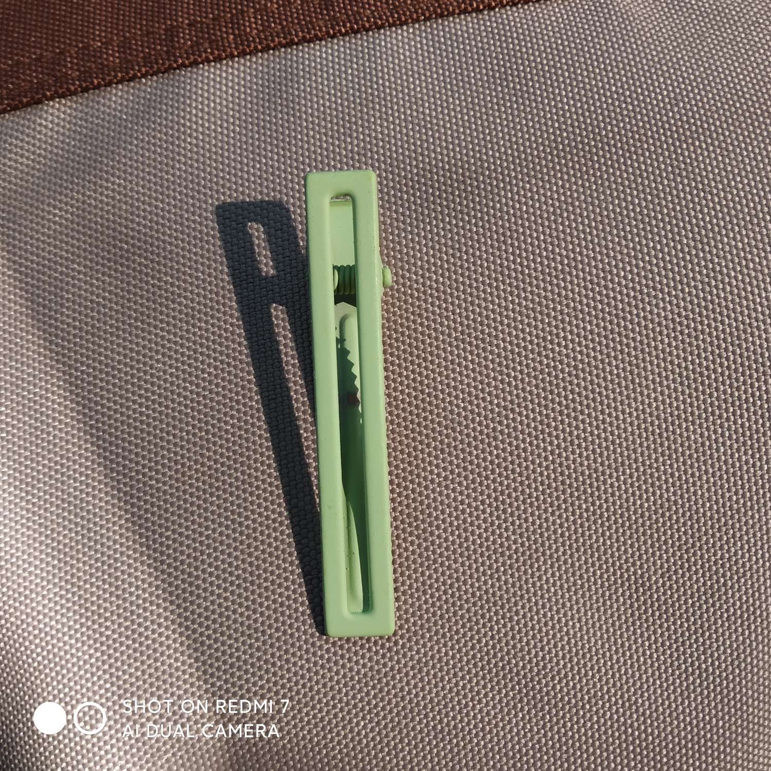 Classic and fresh hollow hair clips, hairpin side clips, accessories and headwear details Picture