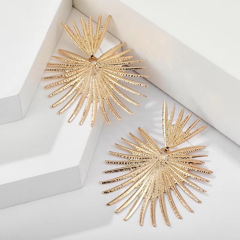New Trend Earrings Female Network Red Temperament High-Grade Earrings Specification drawing