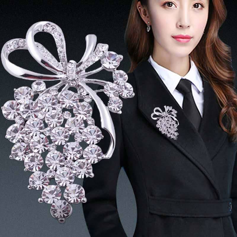 Brooch 5