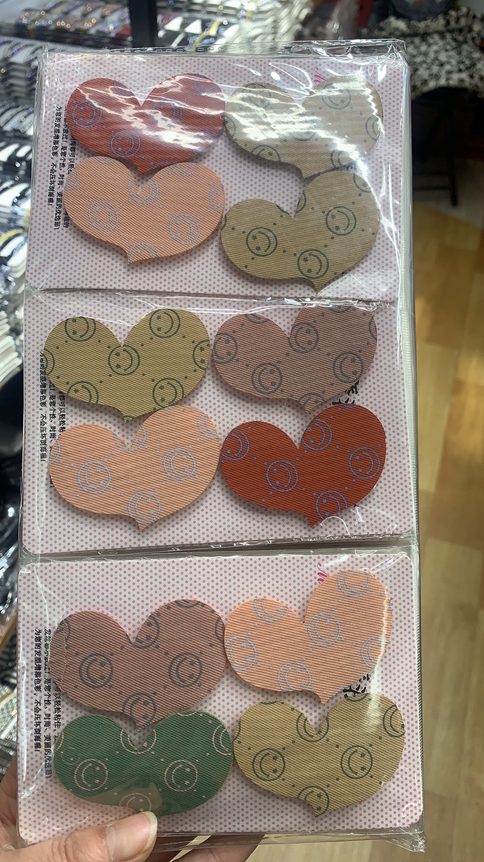 Bangs, magic stickers, black and pink checkered, thousand bird checks, fabric hair stickers, children and girls' premium Manlian 004 Application Scenario