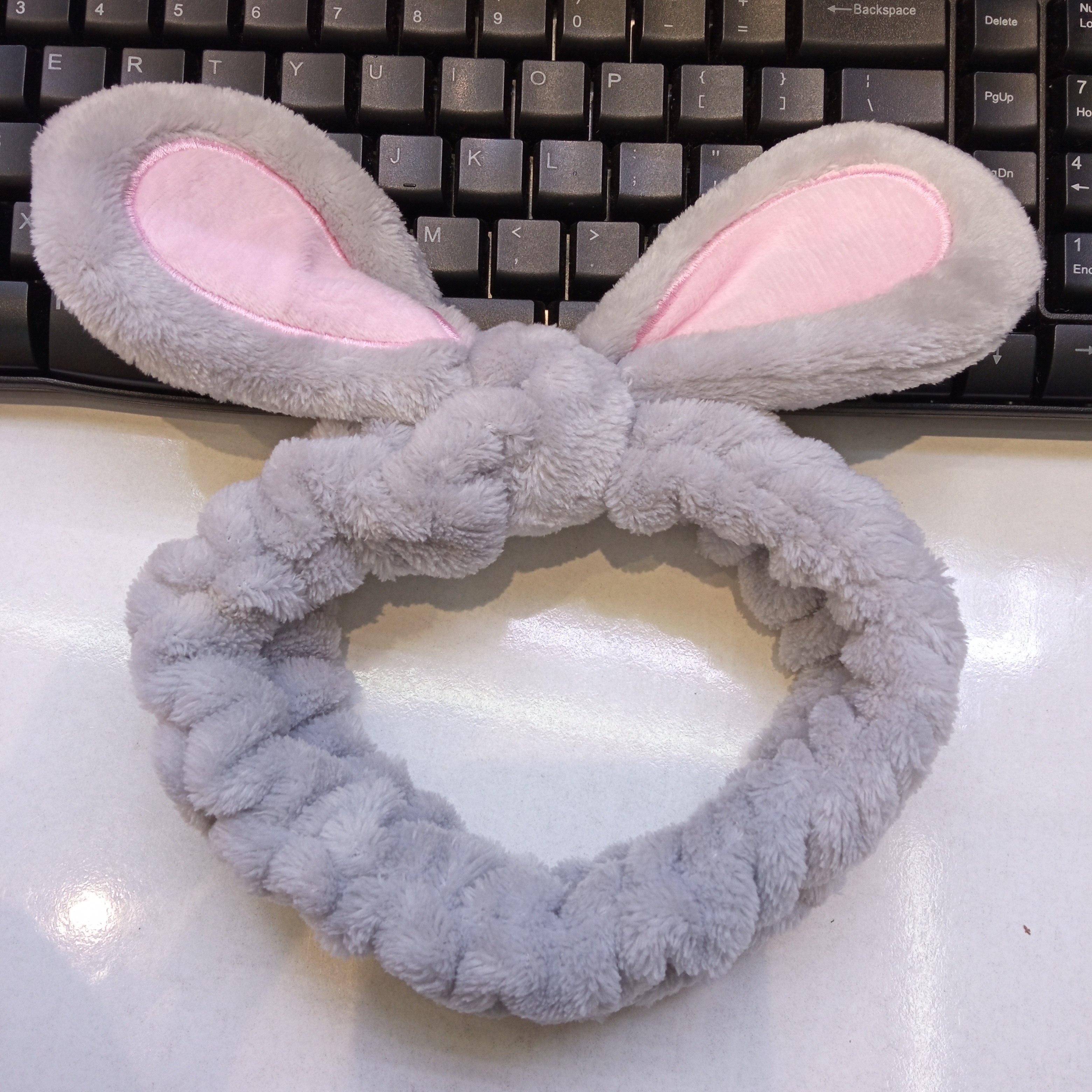 A patchwork rabbit ear bow face wash and hair tie detail image 2