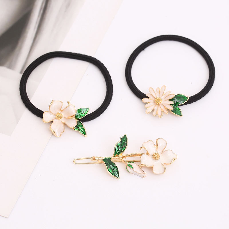 Japonés y coreano chic y elegante aro de pelo blanco con flor de pera adornos de cabello de cuerda adornos de cabello de banda de cuero clips de borde clips de flequillo al por mayor