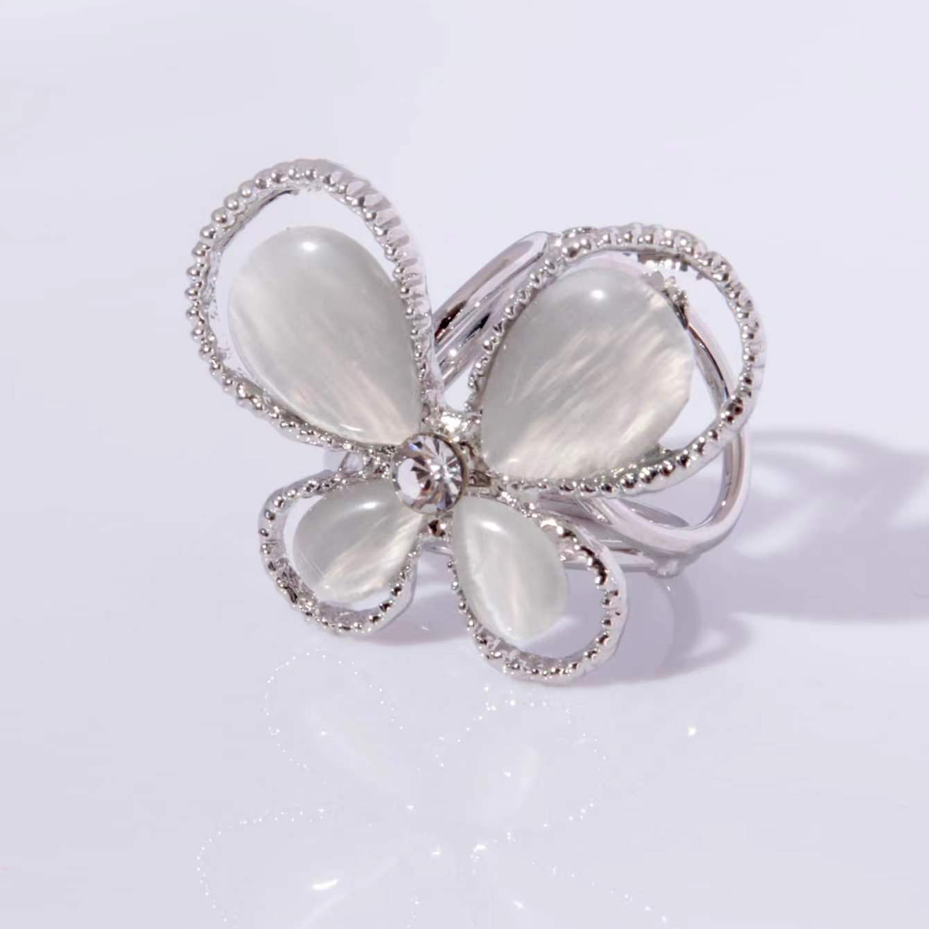 Brooch 7