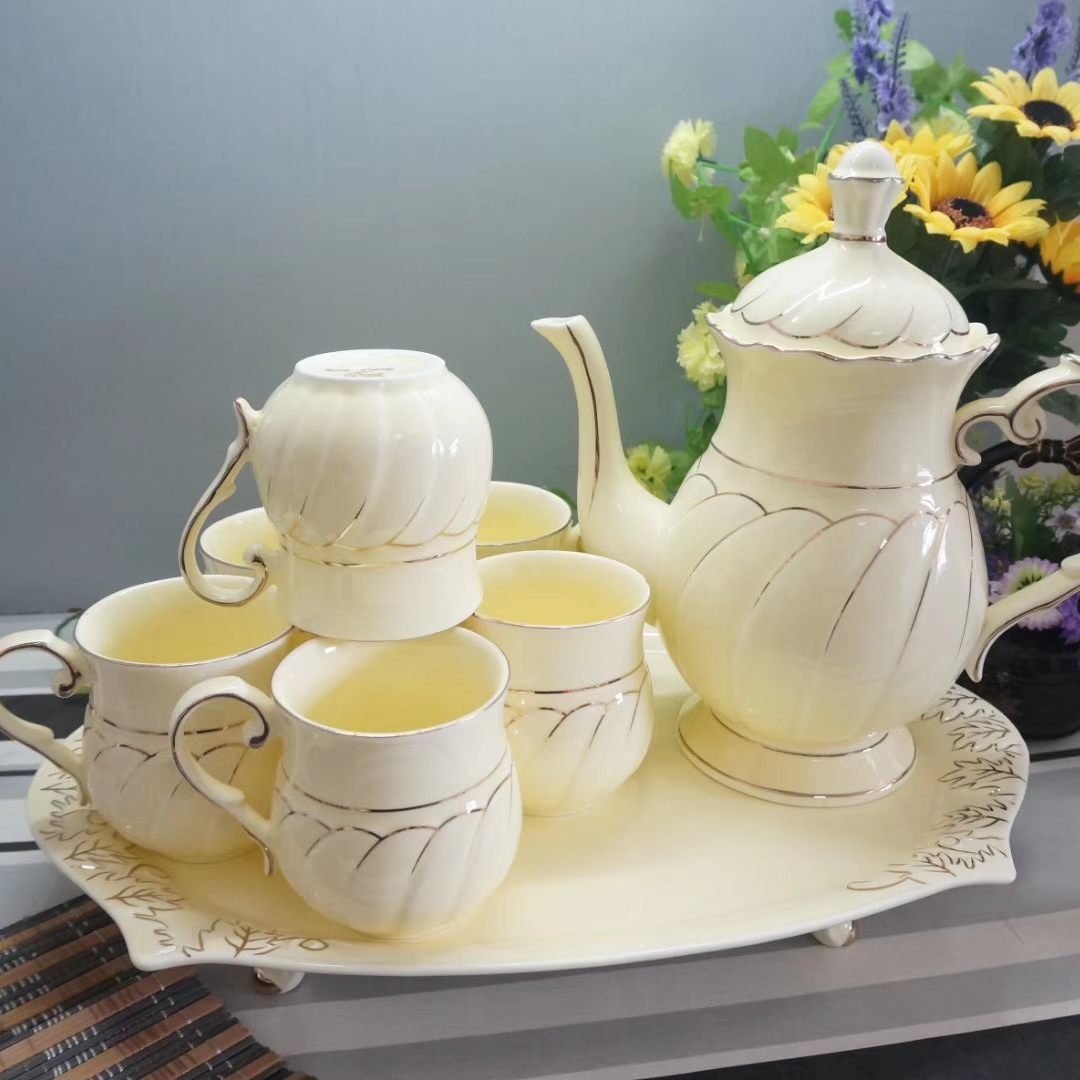 Nuevo conjunto de tazas de café de cerámica