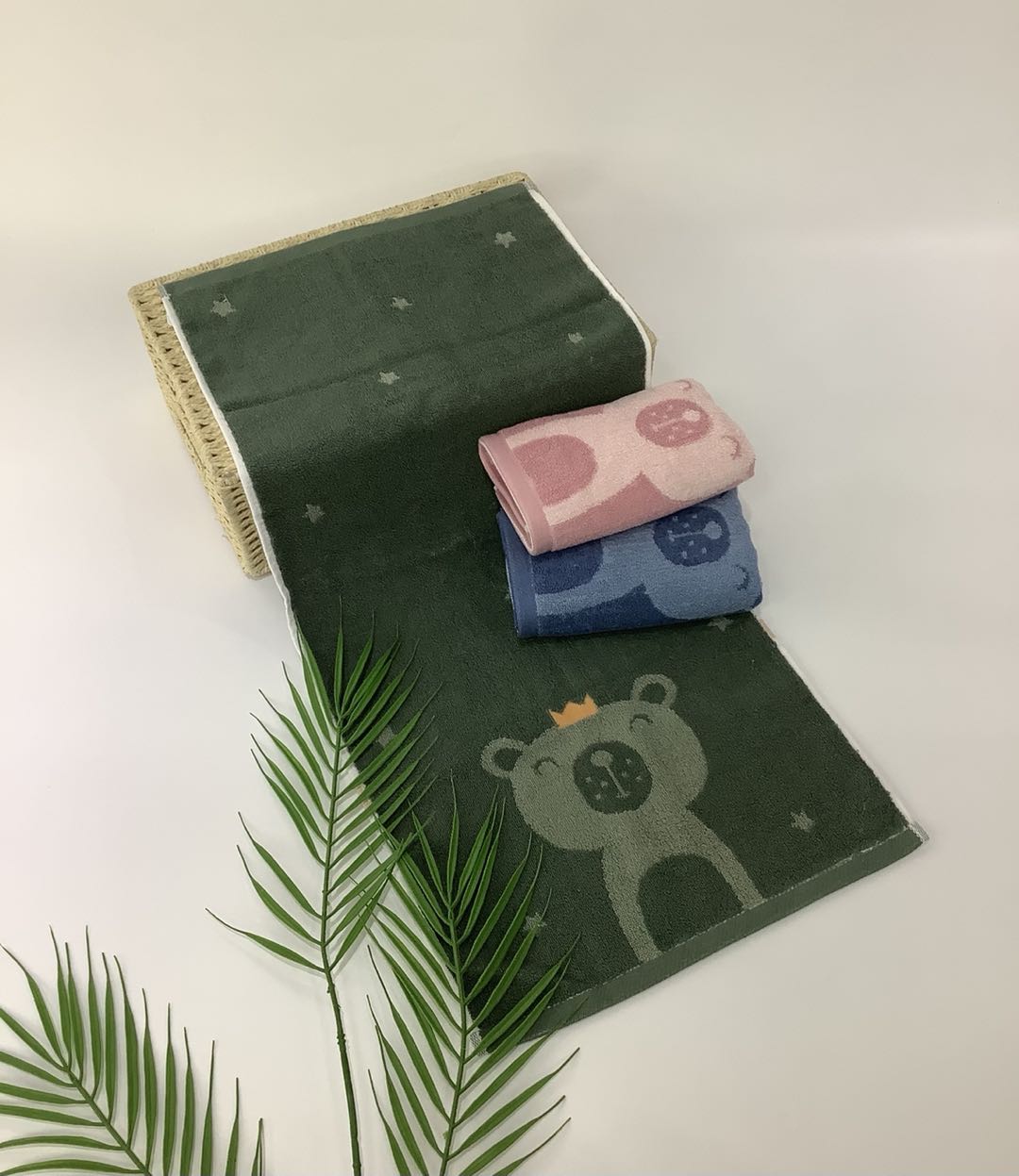 Little Bear Towel details Picture