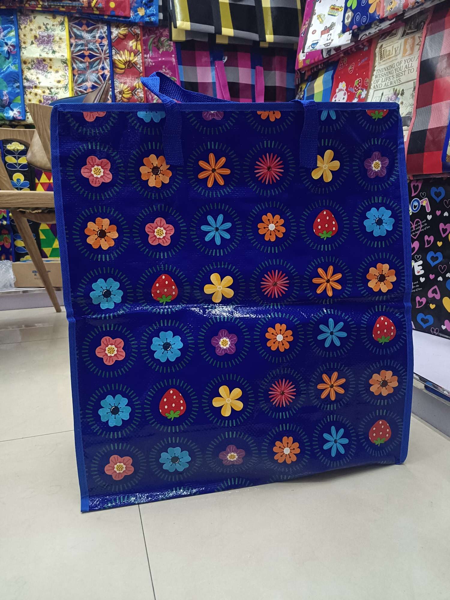 Woven bags, storage bags, luggage bags, moving bags, cartoon bags, eco-friendly bags, cotton quilt bags, plastic bags, pp bags, 55*65*25 Application Scenario