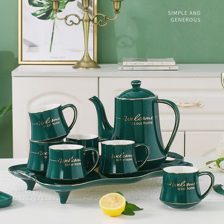 Nuevo conjunto de cafeteras cerámicas