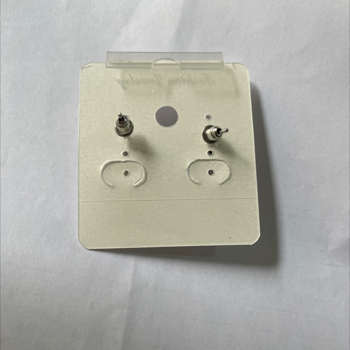 红宝石耳钉详情图2