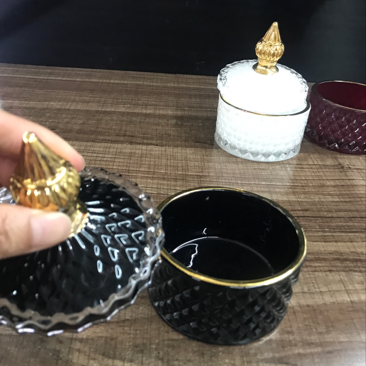 Factory direct sales of high-end glass sugar jars, gold-rimmed sugar jars, high-end diamond sugar jars detail image 2