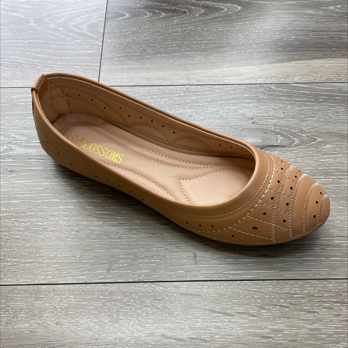 2023 Spring And Autumn New Women's Soft Sole Handmade Four Season Shoes Round Head Fashion Women's Single Shoes Casual Shoes details Picture