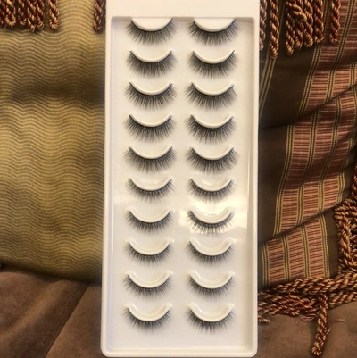 10 Pairs Of Short Multi-Level False Eyelashes Manufacturers Direct Beauty Products False Eyelashes