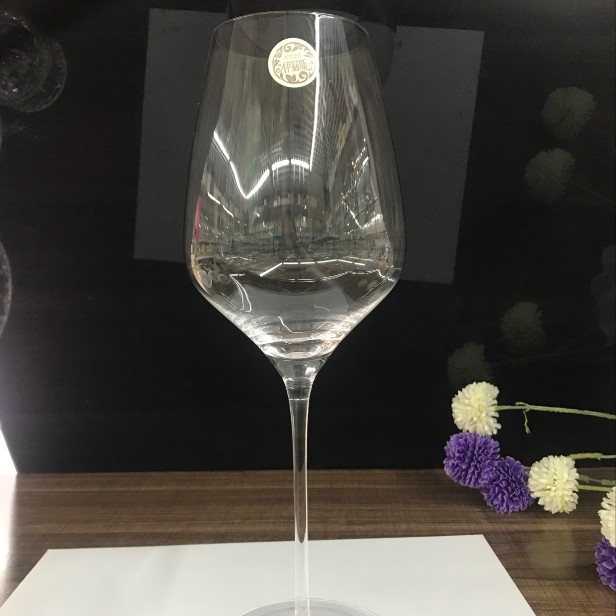 Factory direct sales of crystal cups, high-end wine glasses, high-end juice cups 012/A Application Scenario