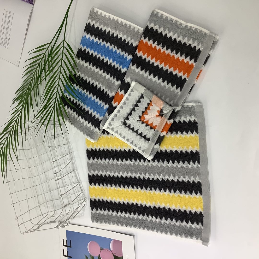 Colorful water pattern towel