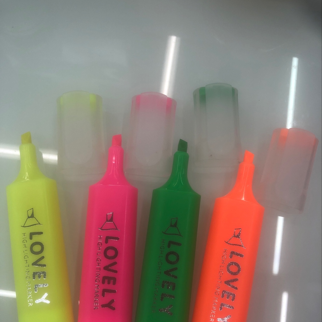 103-4 bagged highlighters details Picture