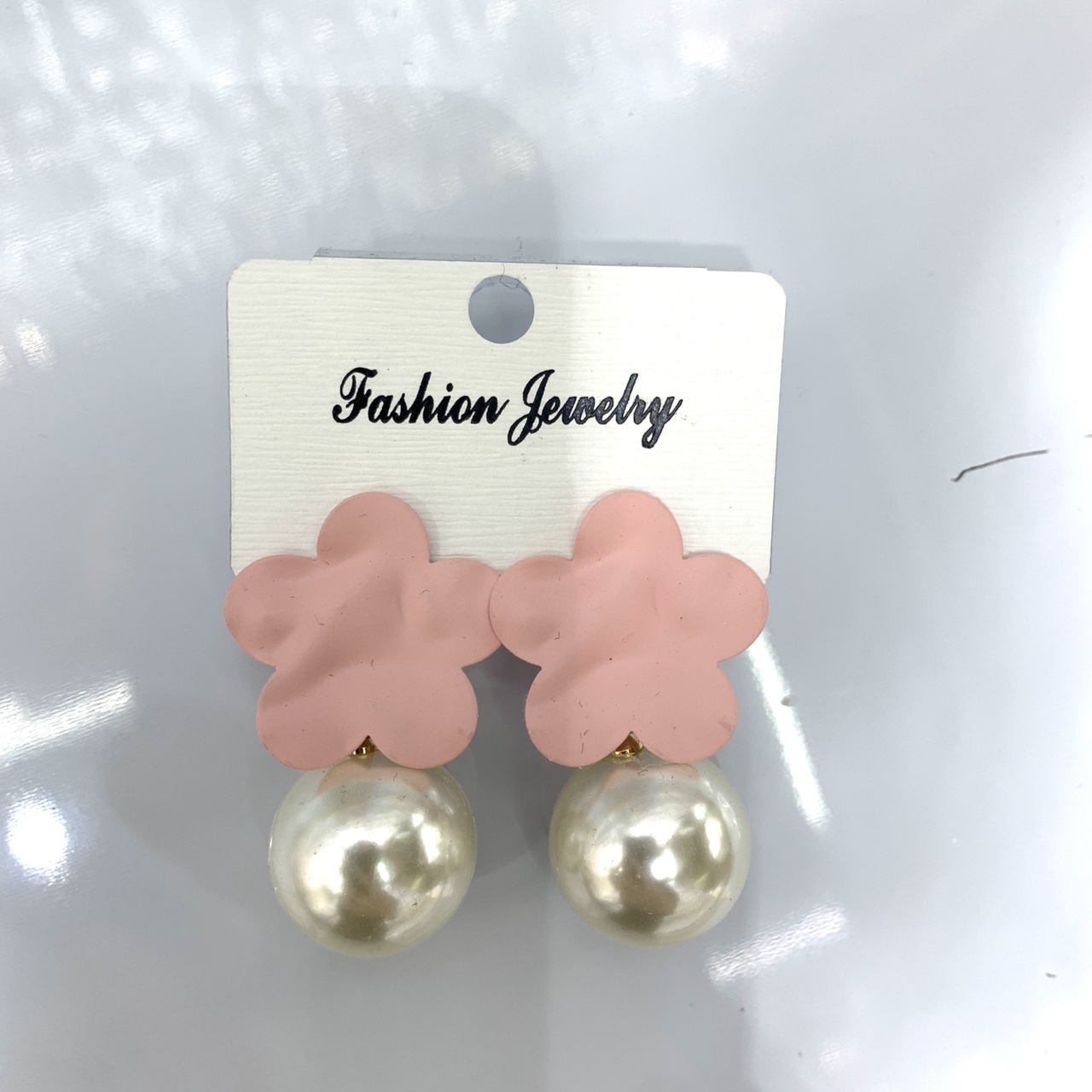 粉色花瓣珍珠耳环喷漆粉色多色-婉如饰品5044D