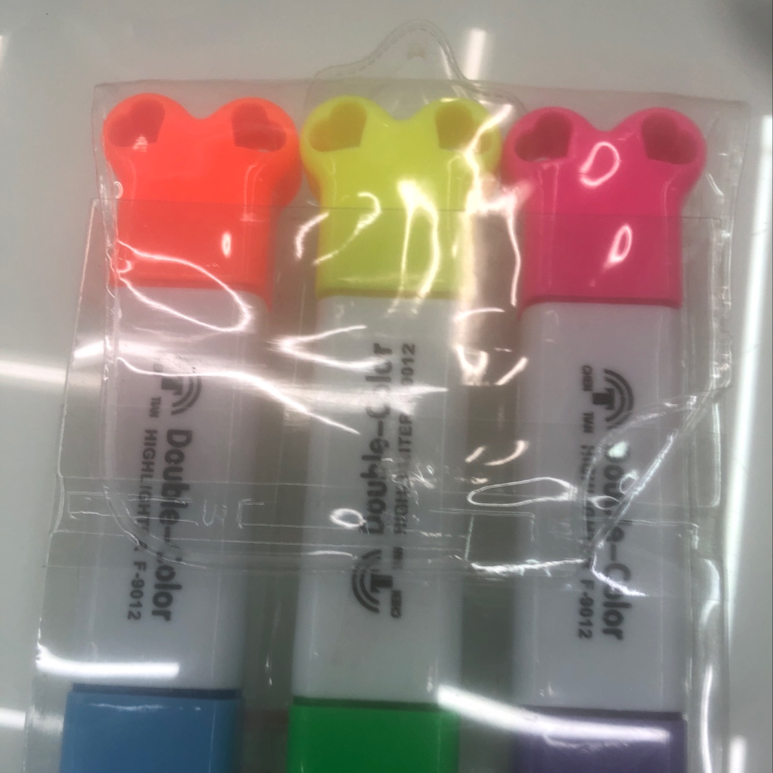 9012-3 Bone Highlighter
