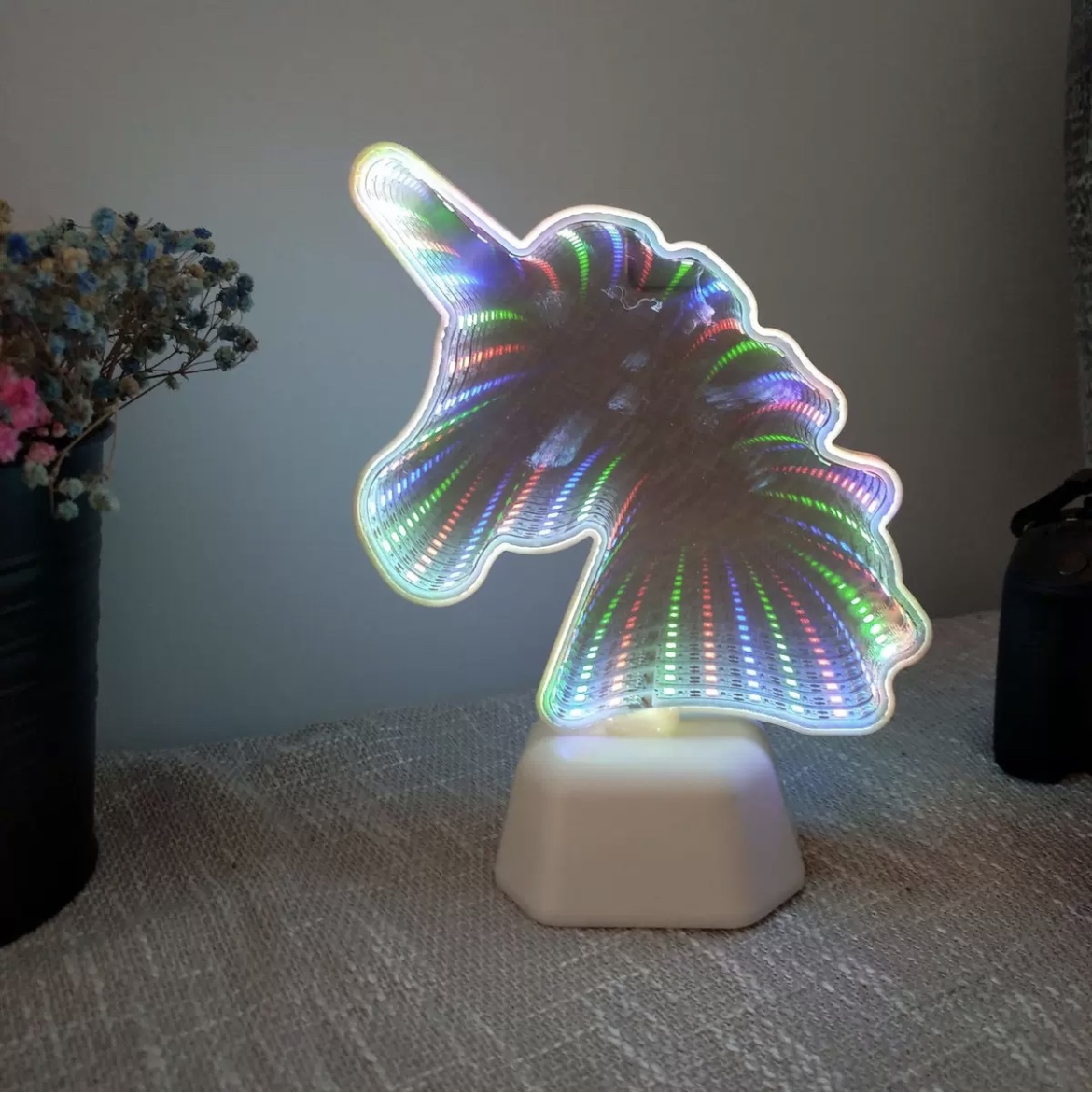 Factory direct sales of 3D double-mirror tunnel lights, girlish LED decorative lights, new creative mirror-shaped lights, wholesale battery-powered unicorns