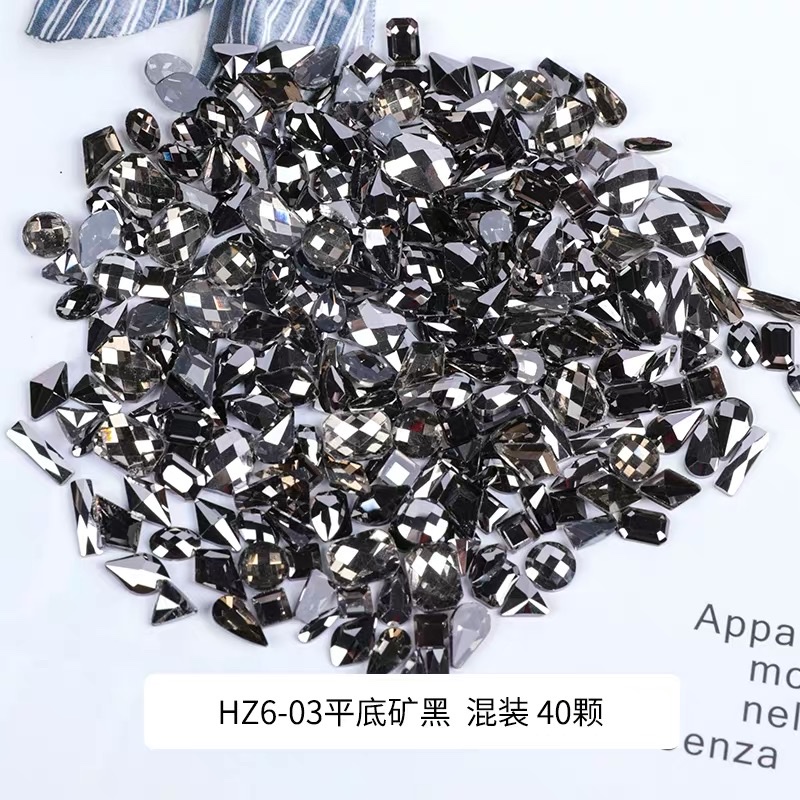 美甲饰品实物图