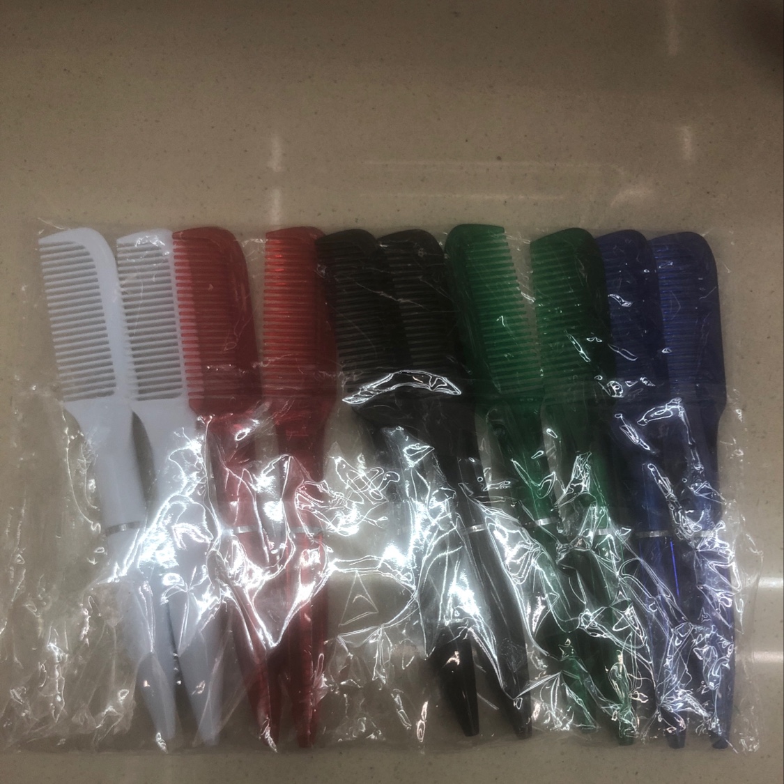 Comb pen