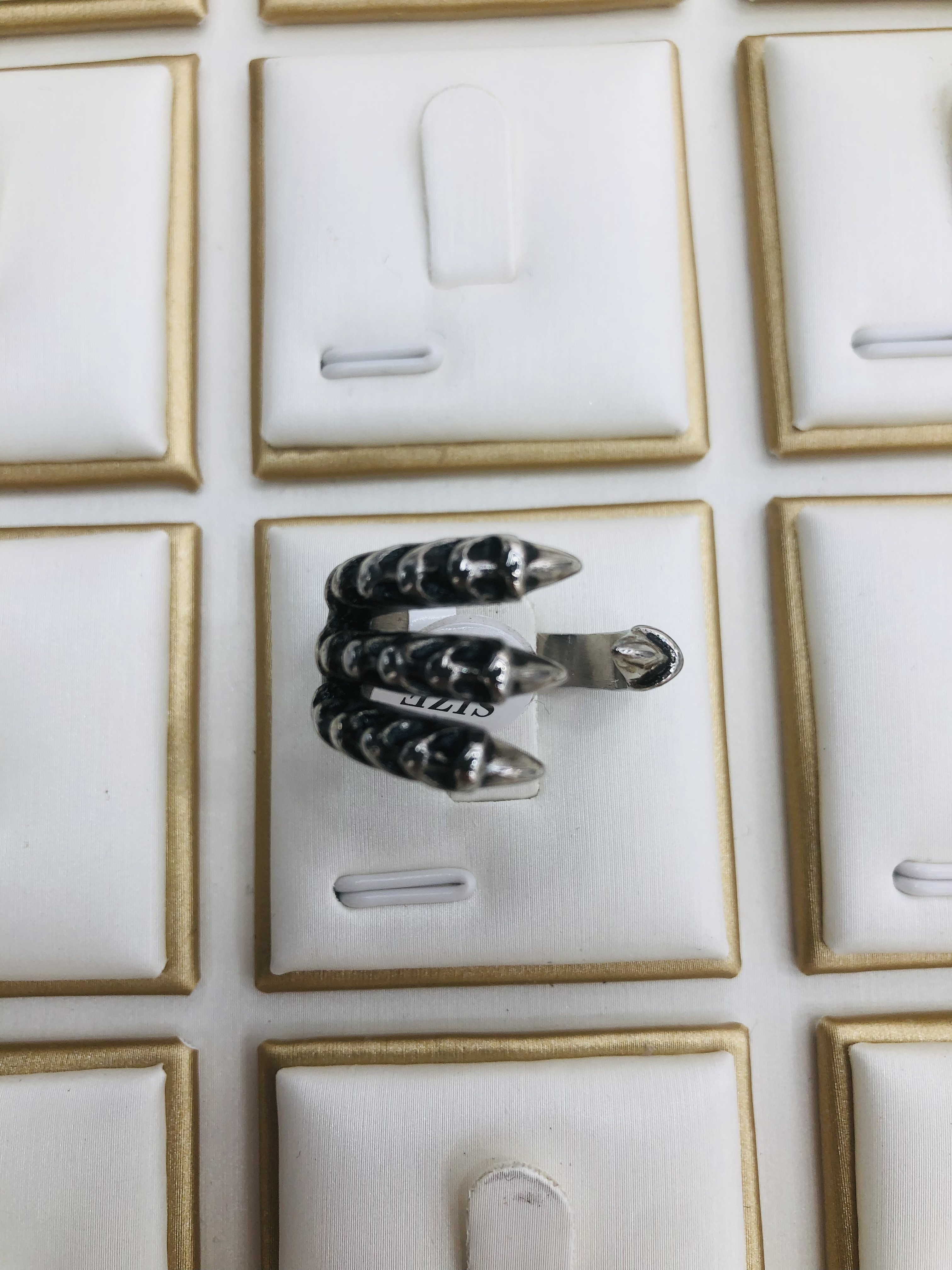 A stainless steel ring with a popular element claw design shape details Picture