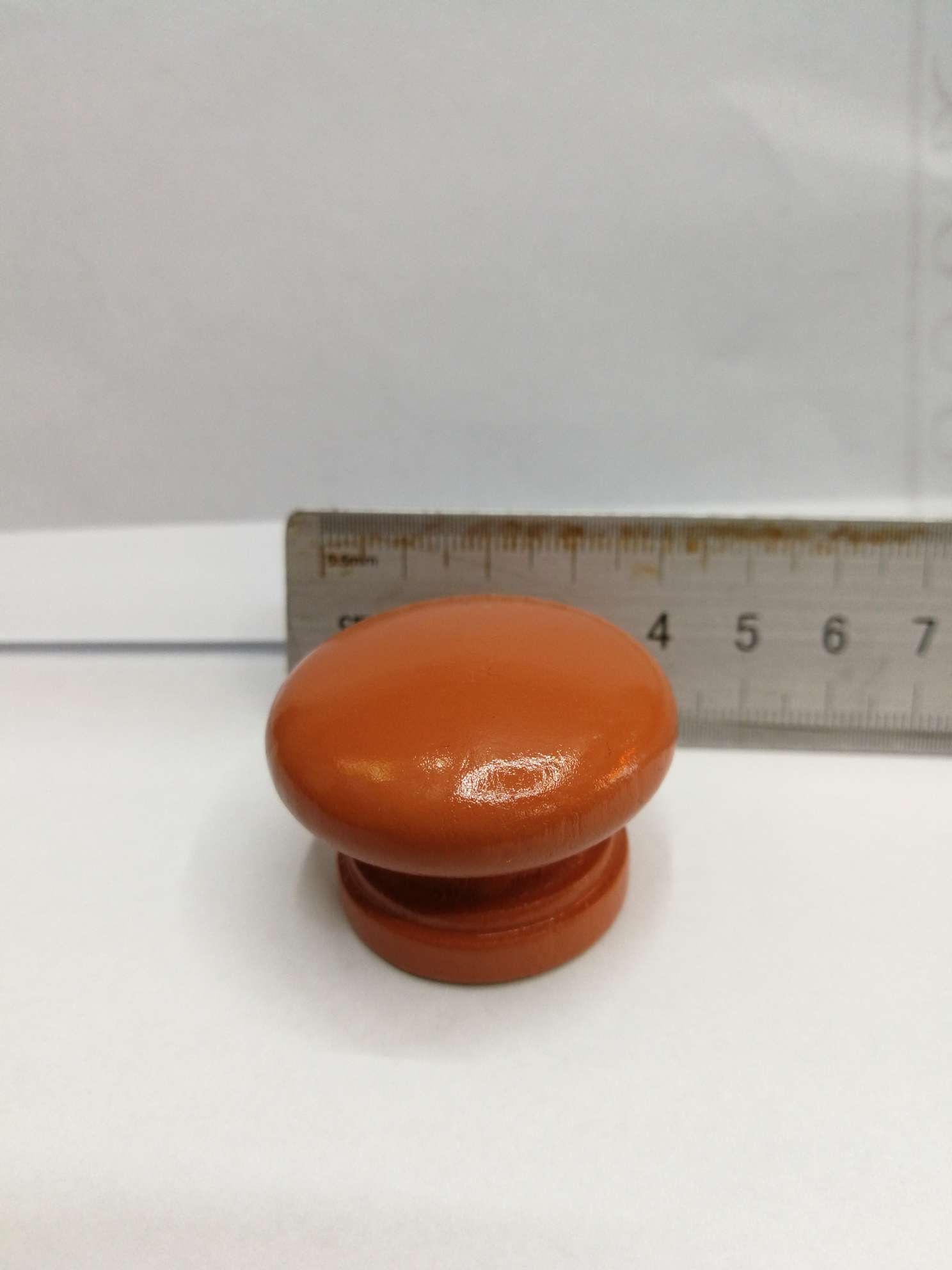 Wooden Mushroom handle Red Brown 4.0 detail image 1