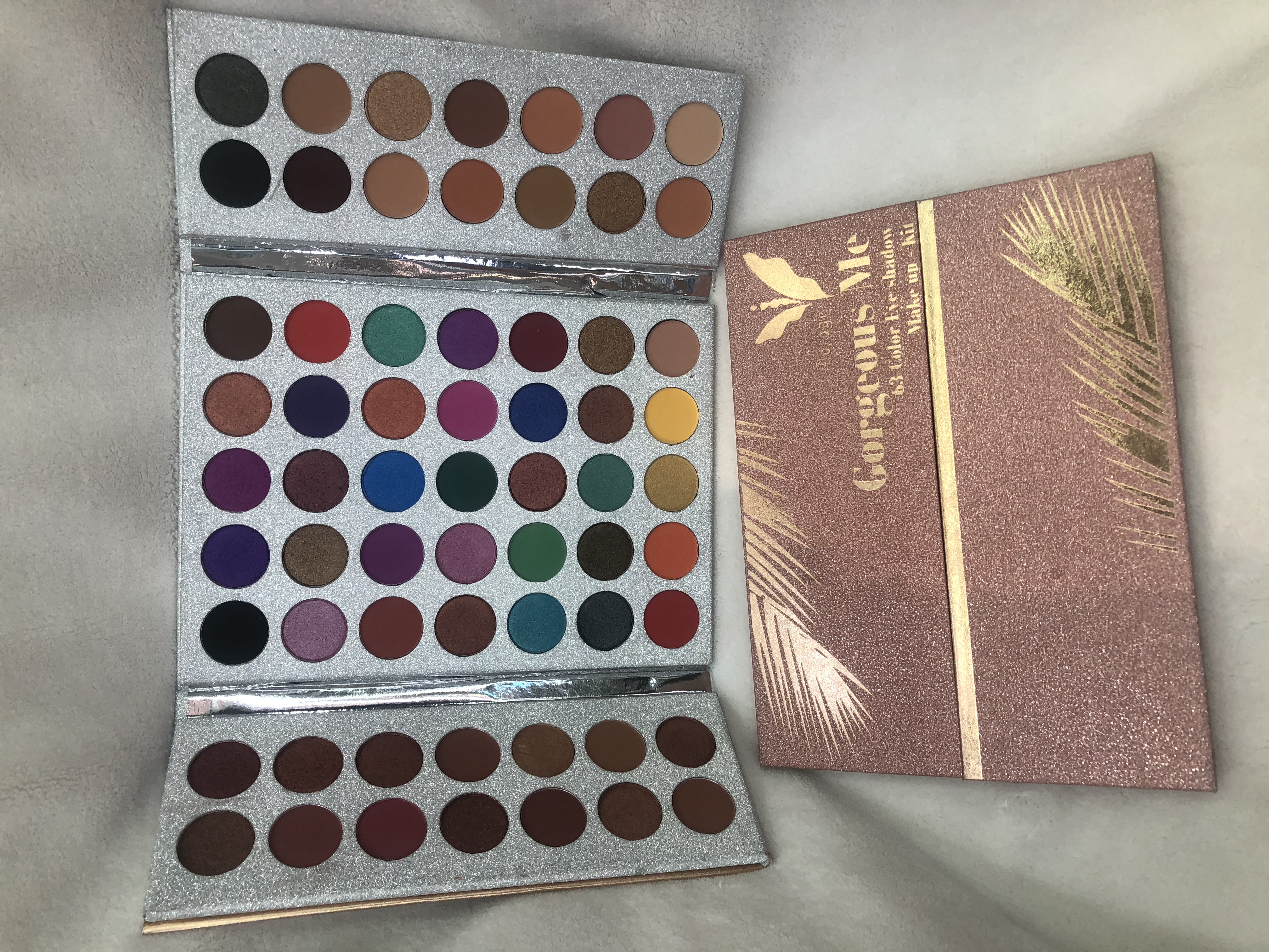 Dg63 Color Eyeshadow Gold Box Matte Bright Ground Color Smoky Eye European And American Makeup Tray details Picture
