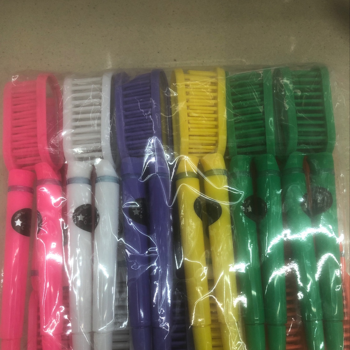 Comb pen with mirror details Picture