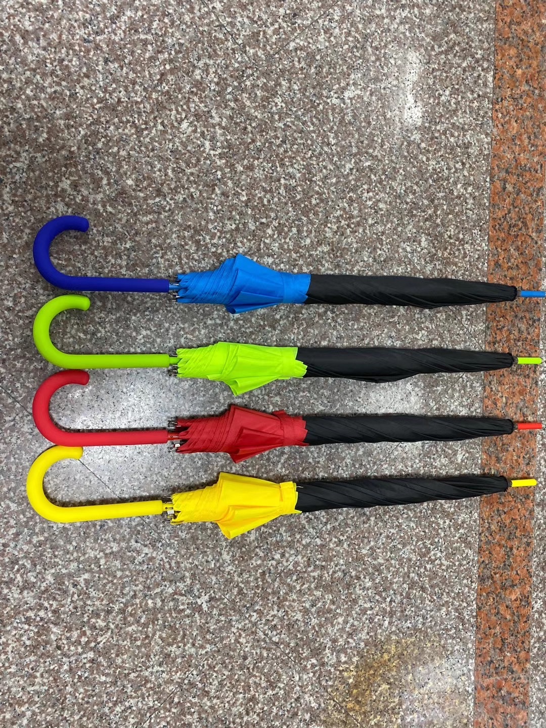 60Cm Plain Umbrella With Side details Picture