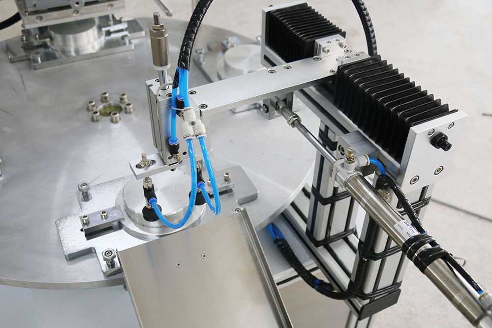 Automatic rotary table hot stamping machine, customizable hot stamping machine, automatic feeding and discharging hot stamping machine, direct sales from the hot stamping machine manufacturer Specification image