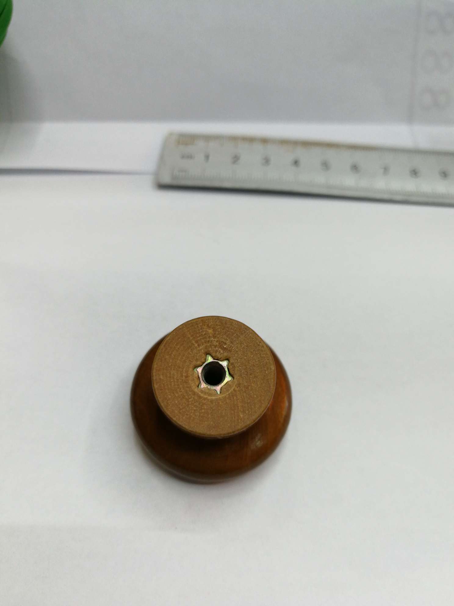 عش الغراب الخشبي ذو اللون البني 35. Item Picture