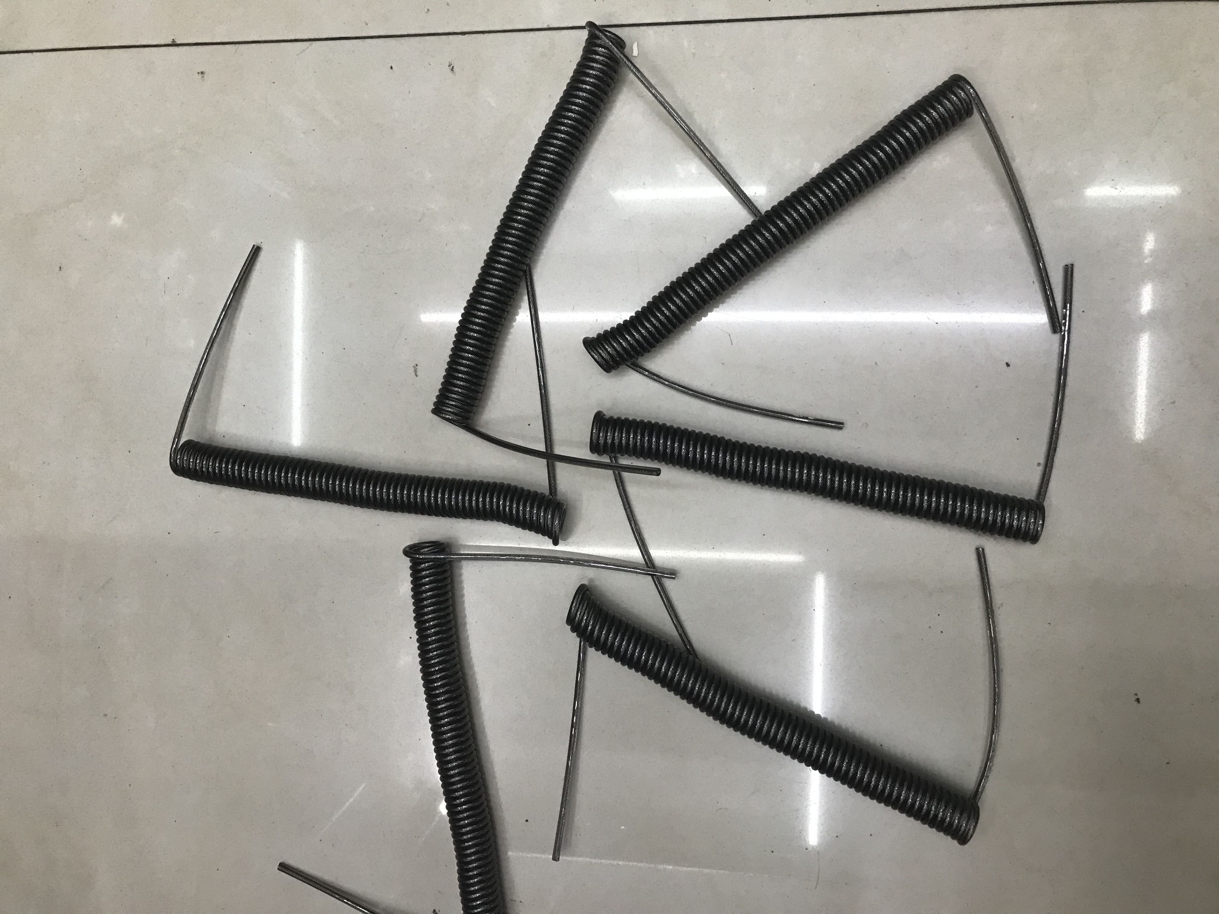 美式钢丝绕圈弹簧线头盔防丢弹簧绳潜水相机流钩伸缩绳密码锁弹簧钢丝绳儿童防走失牵引绳详情图8