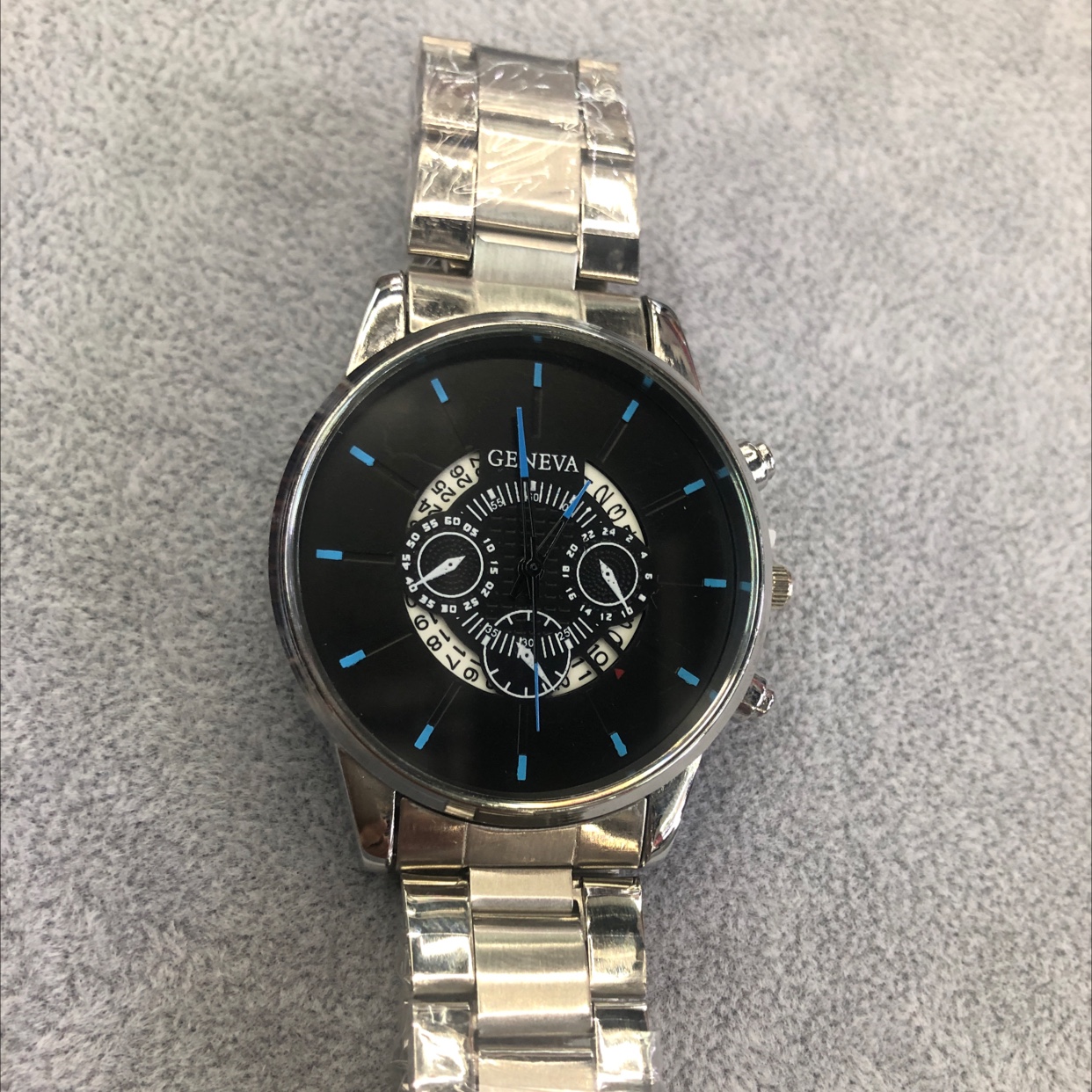 钢带手表857产品图