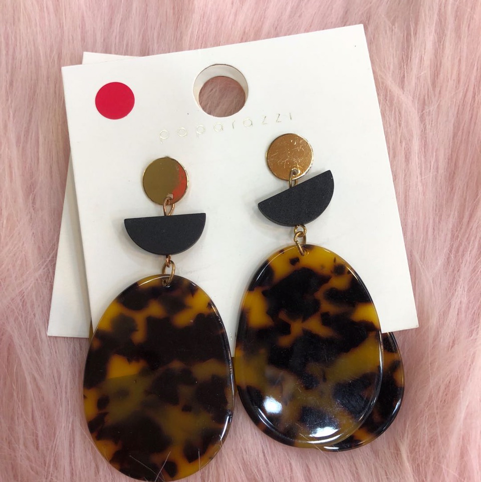 Sheet earrings