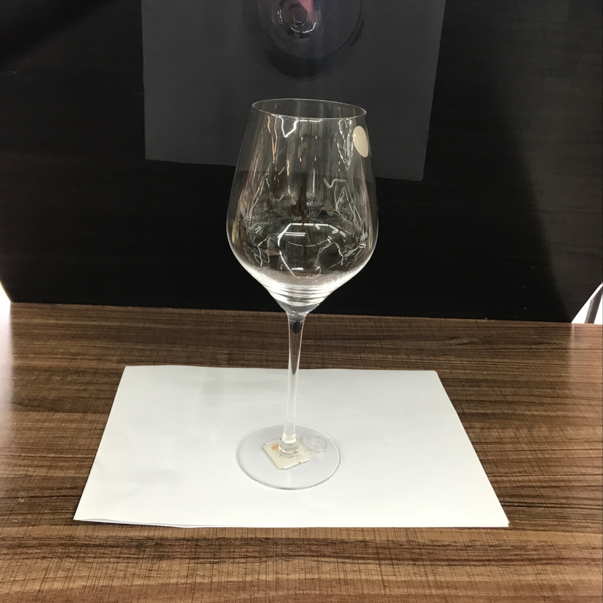 Factory direct sales of high-end crystal cups, high-end wine glasses, high-end gift boxes 005/A Application Scenario