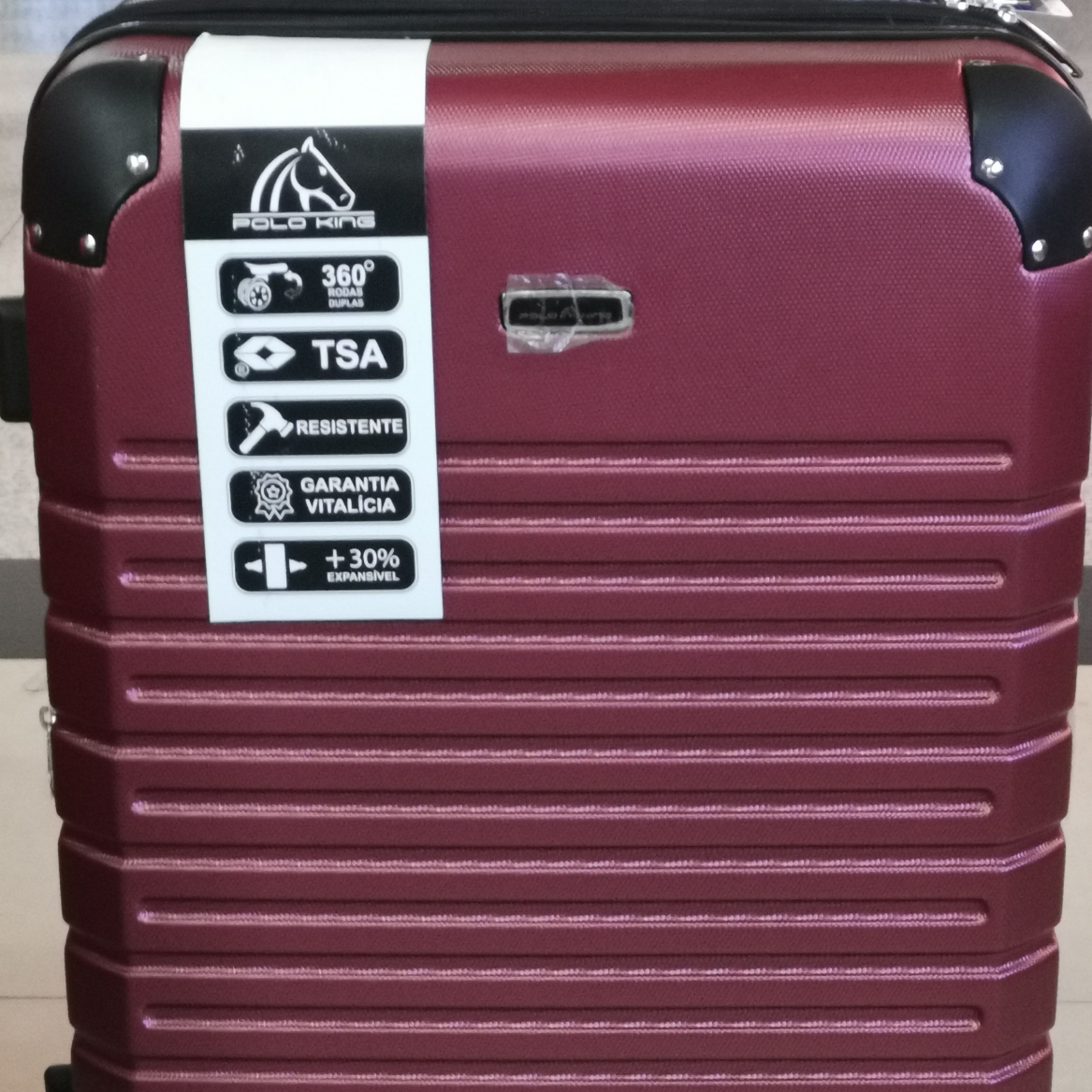 28寸枣红色拉杆箱