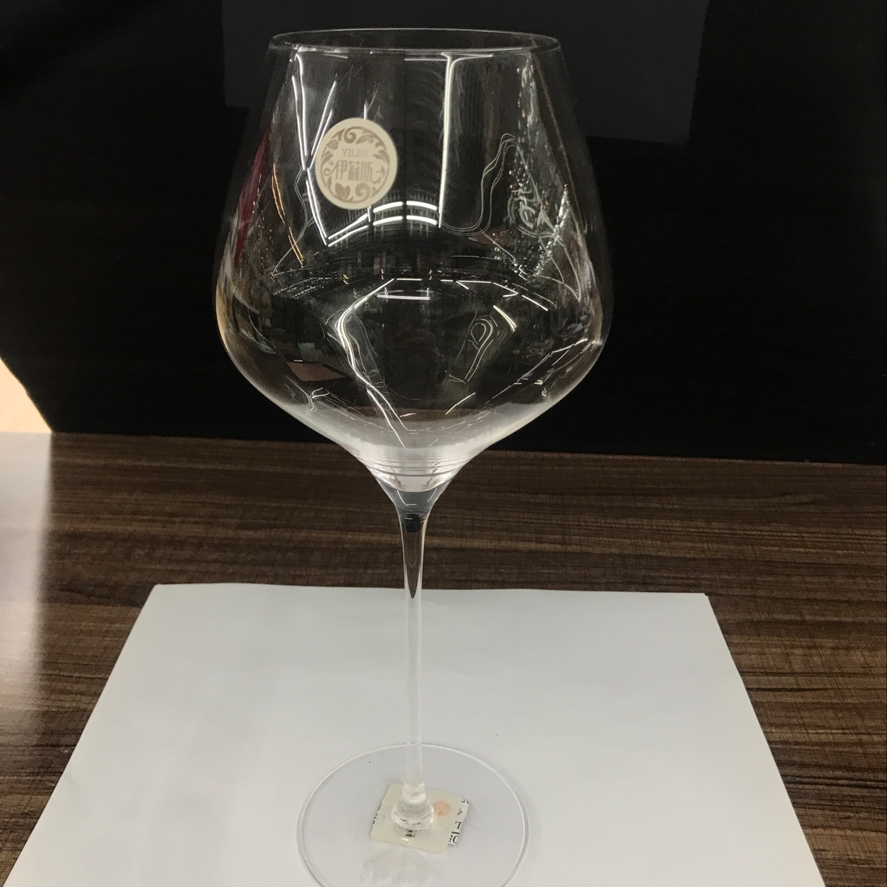 High-end brand crystal cups, high-end wine glasses, high-end juice cups 011/B Application Scenario