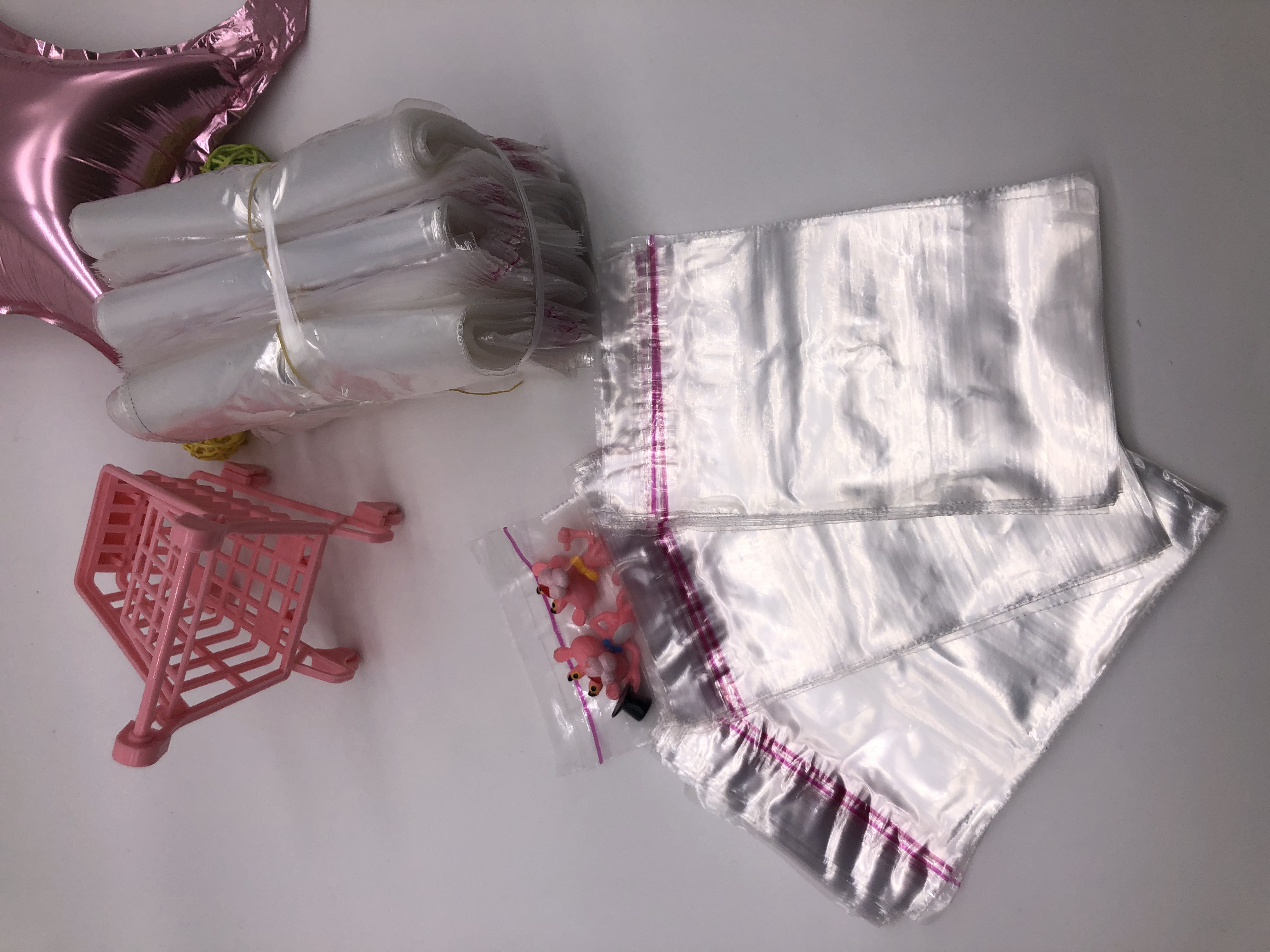 أكياس بلاستيكية شفافة Item Picture