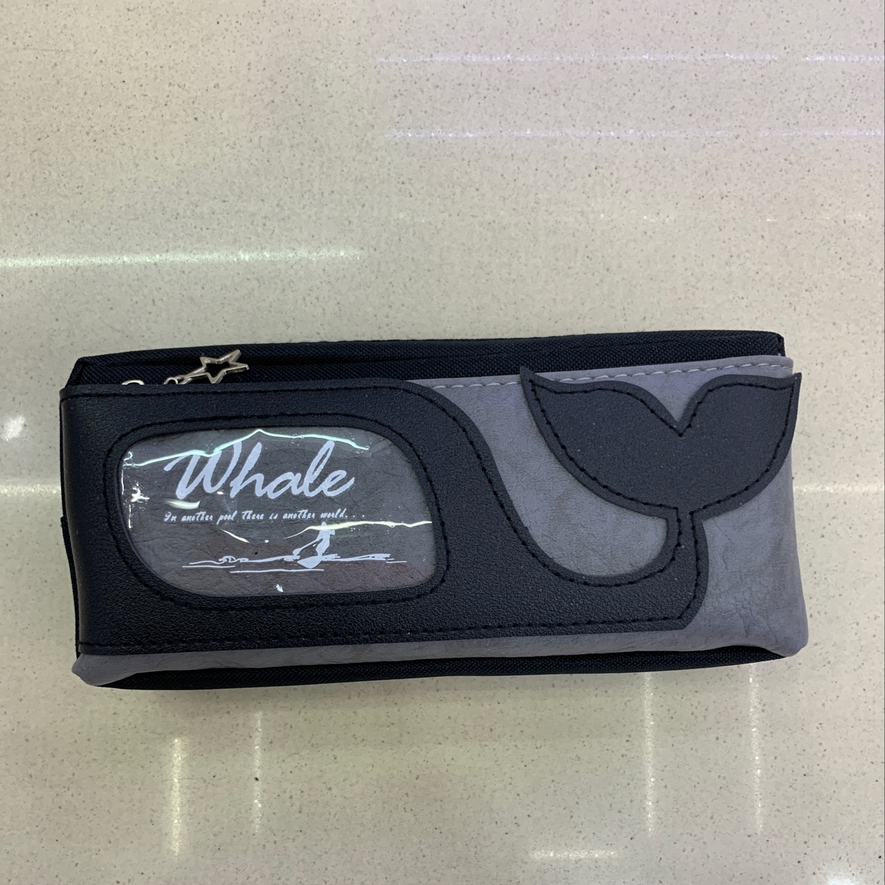 Men's pen case, double-layer pen case 7472 Application Scenario